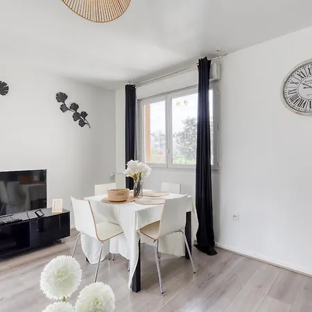 Apartment Proche De L'aeroport D'orly - Confortable